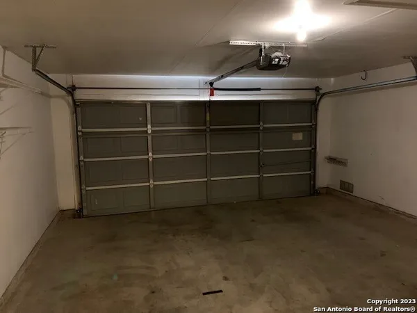 $1,725 | 9924 Spring Beauty, San Antonio, TX 78254