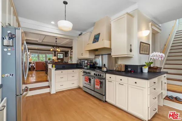 $15,000 | 740 Marco Place, Venice, CA 90291