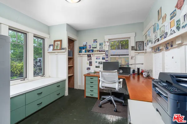 $15,000 | 740 Marco Place, Venice, CA 90291