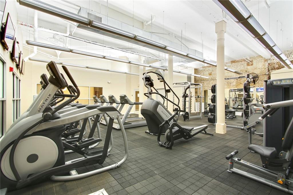 920 Poeyfarre Street, Unit 108 New Orleans, LA 70130 - Photo 15 of 21