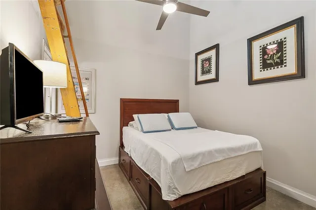 $1,900 | 920 Poeyfarre Street, Unit 108, New Orleans, LA 70130