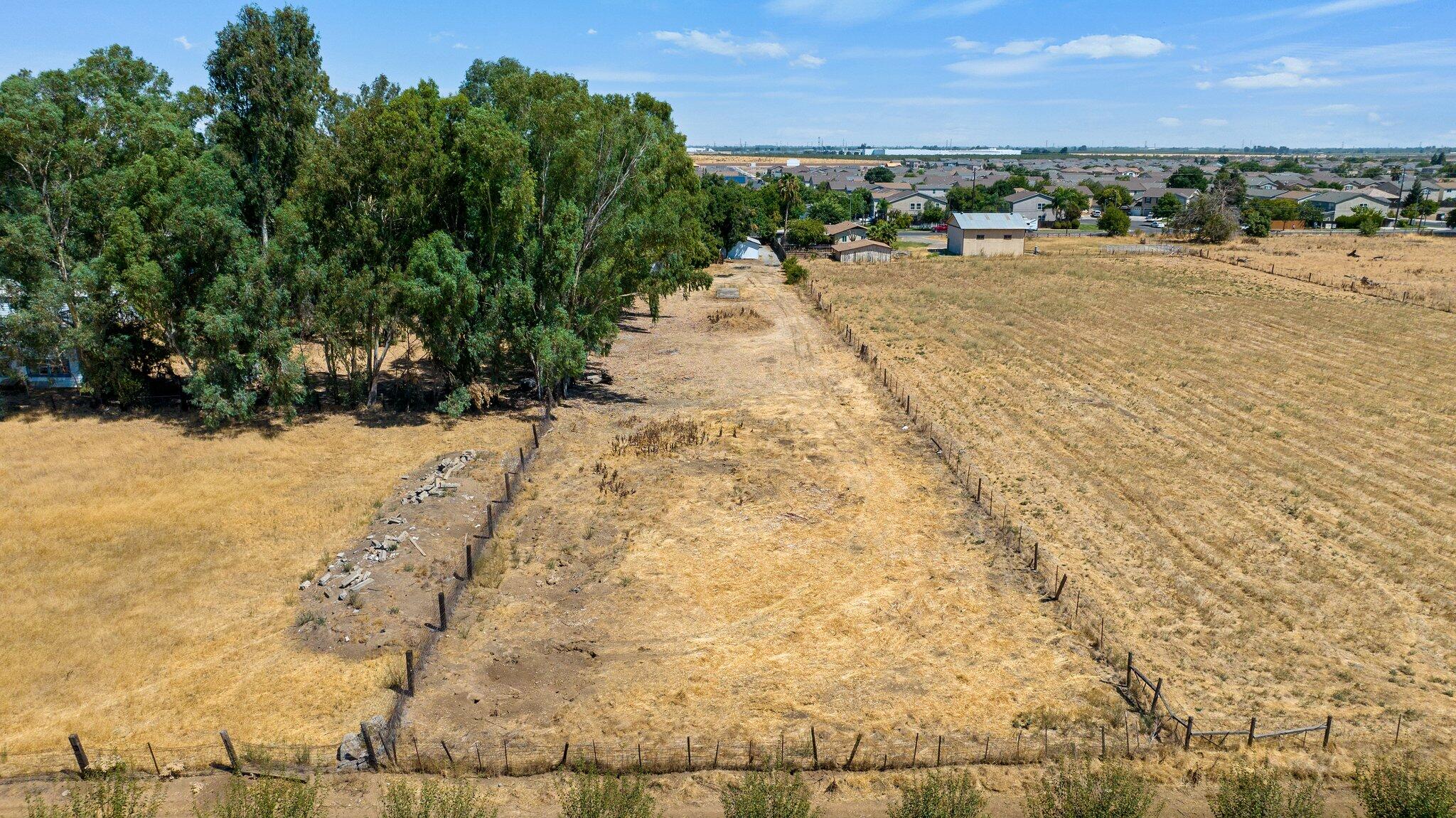 1737 North Coffee Street Merced, CA 95341 - Photo 58 of 62 58-web-or-mls-DJI_20240828141548_0777_D