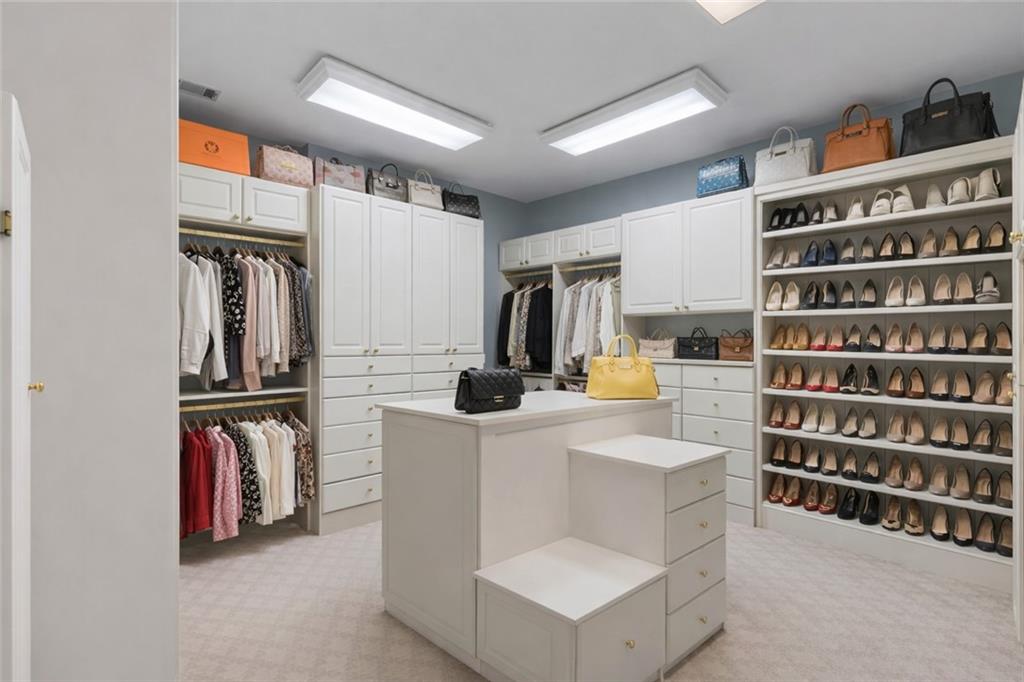 675 West Paces Ferry Road Northwest, Unit 10 Atlanta, GA 30327 - Photo 31 of 47 a utility room with sink dryer and washer