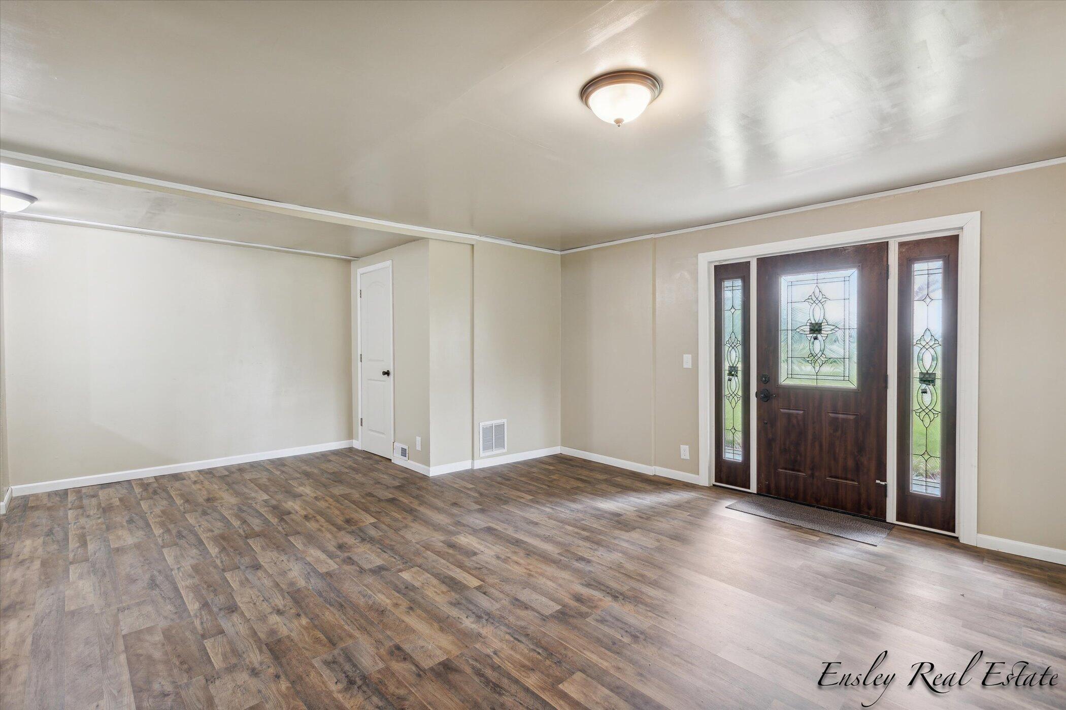 7659 East Fillmore Road Ithaca, MI 48847 - Photo 8 of 38 08-7659-E-Fillmore-Rd-WindowStill-Real-E