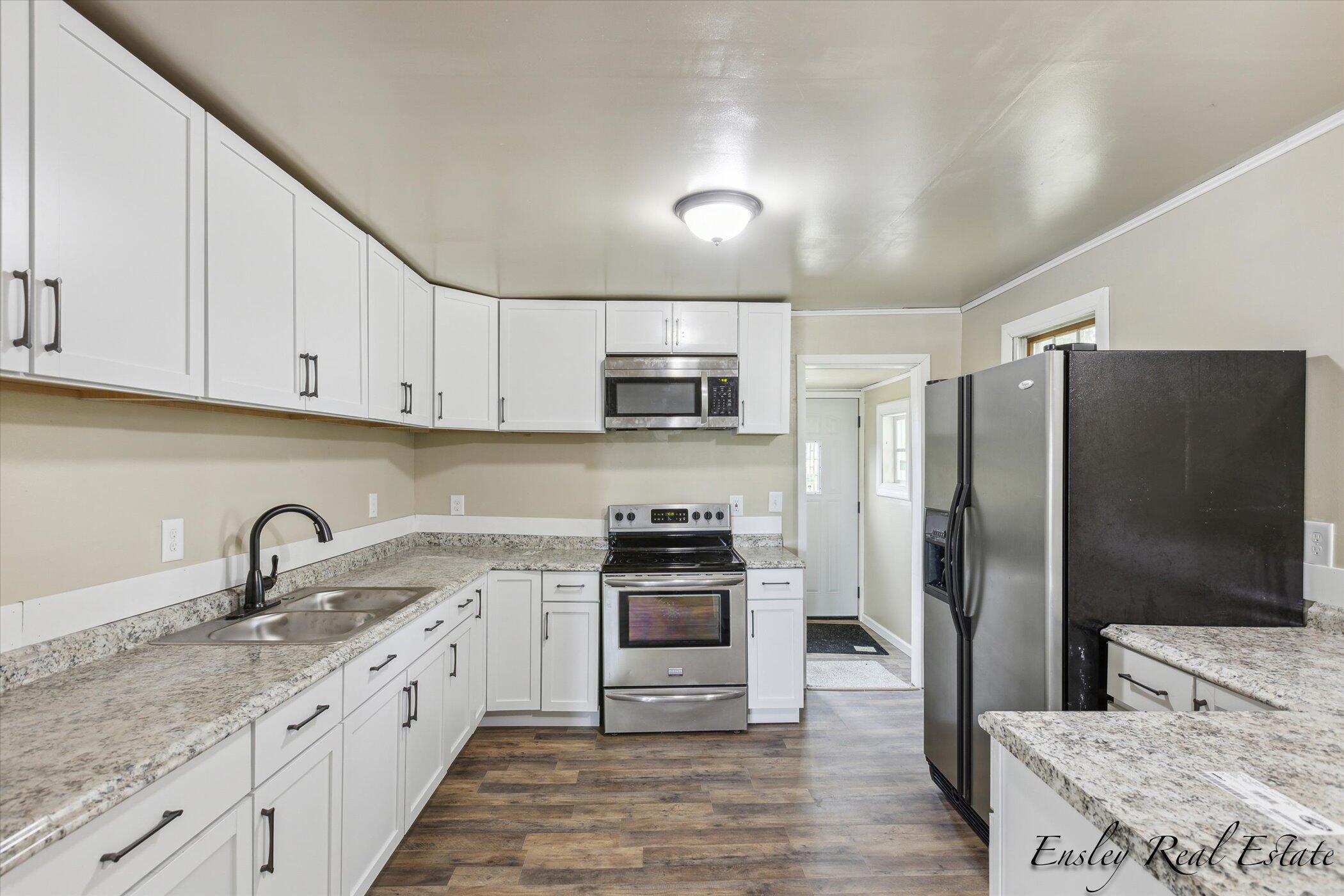 7659 East Fillmore Road Ithaca, MI 48847 - Photo 9 of 38 09-7659-E-Fillmore-Rd-WindowStill-Real-E