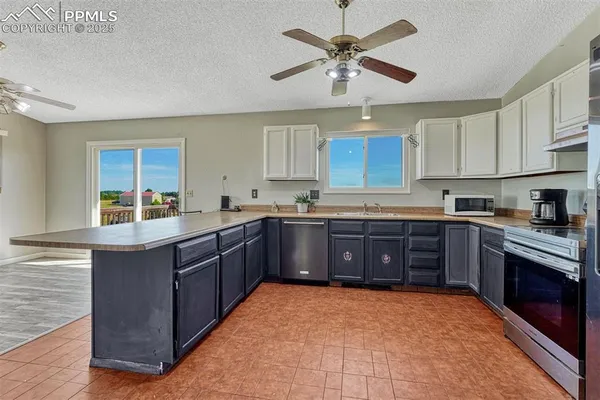 $839,900 | 12895 Green Meadow Drive, Elbert, CO 80106