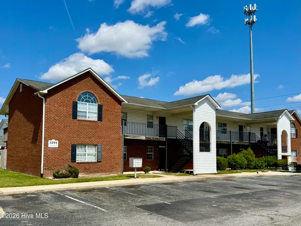 $750 | 1293 Park W Drive, Unit 9, Greenville, NC 27834