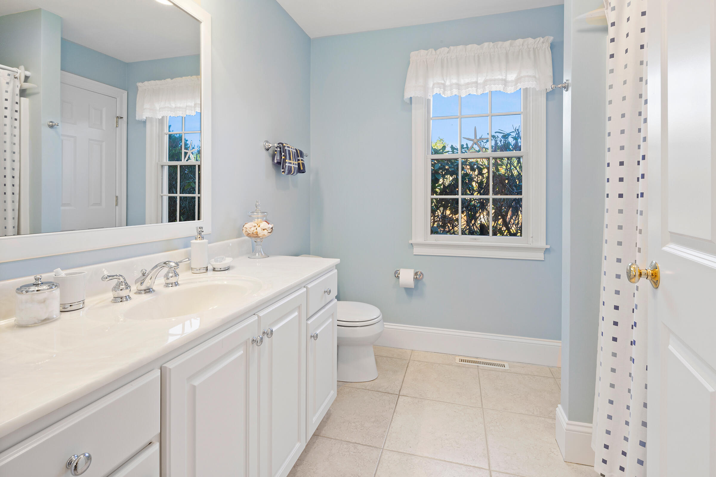 8 Somerset Road Harwich, MA 02645 - Photo 25 of 49 Primary Bathroom