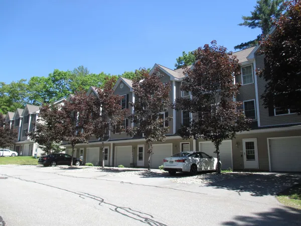 $349,900 | 19 Split Rock Drive, Rochester, NH 03839