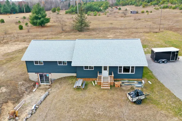 $299,400 | 955 North F-41, Lincoln, MI 48742