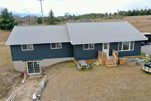 $314,900 | 955 North F-41, Lincoln, MI 48742