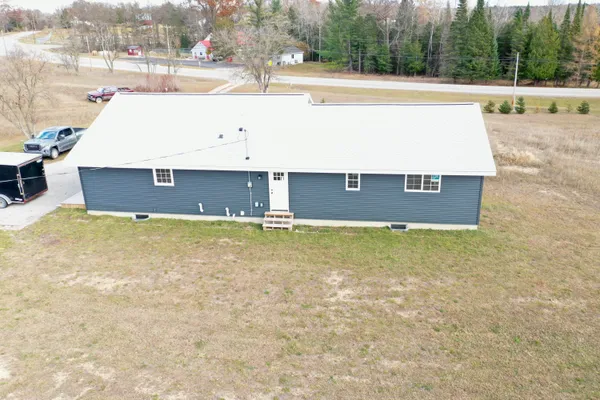 $299,400 | 955 North F-41, Lincoln, MI 48742