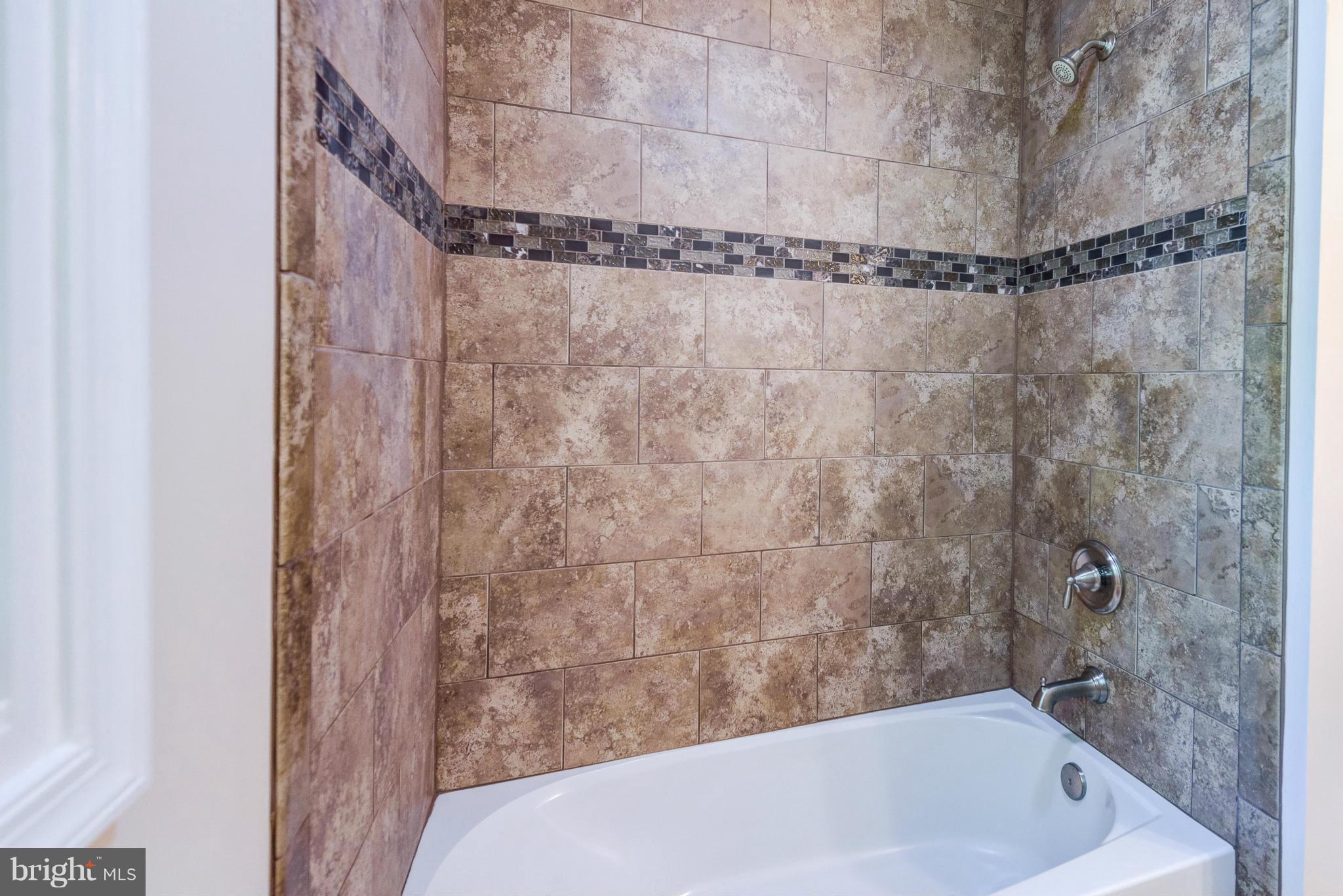 916 South Stepney Road Aberdeen, MD 21001 - Photo 13 of 27 Bath