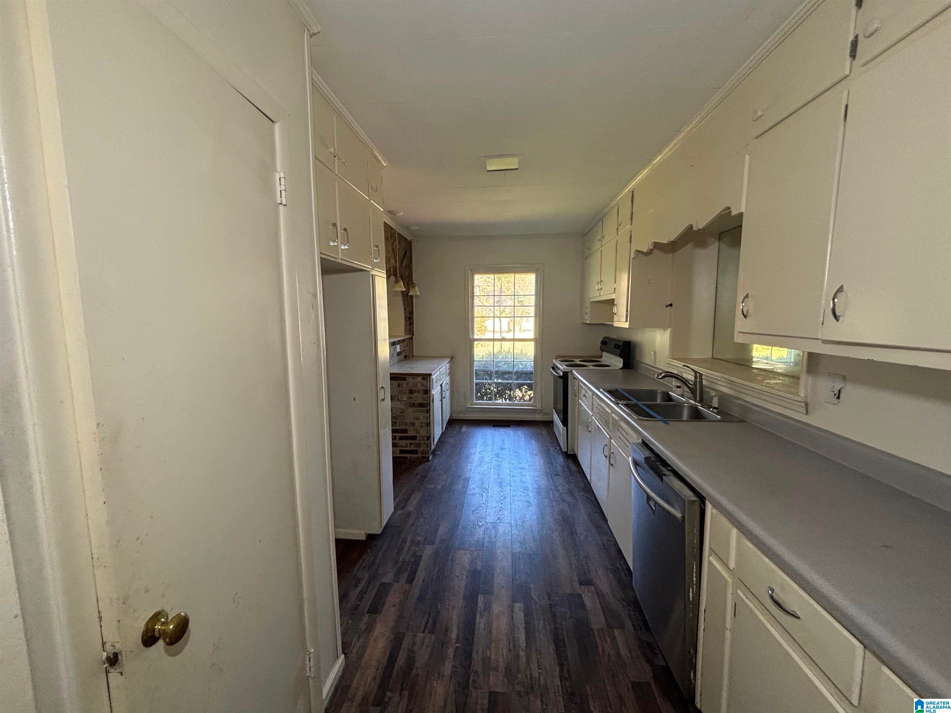 8341 North Valley Road Pinson, AL 35126 - Photo 7 of 30 Gallery Image 7