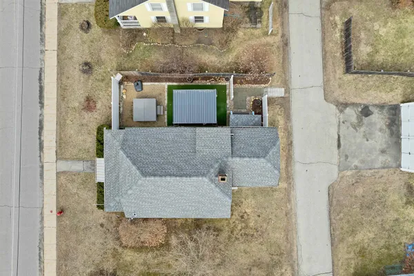 $620,000 | 38 School Street, Lincoln, NH 03251