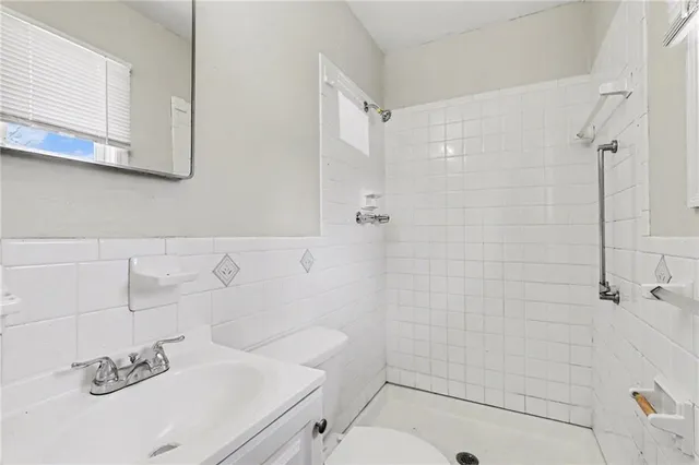 $219,900 | 8806 Ford Avenue, Kansas City, MO 64138