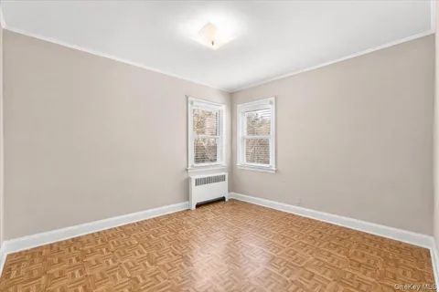 $879,000 | 33 McKee Street, Floral Park, NY 11001