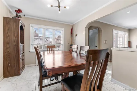 $950,000 | 33 McKee Street, Floral Park, NY 11001