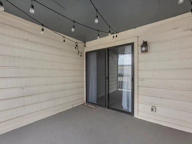 $115,000 | 4001 East NASA Parkway, Unit 217, Seabrook, TX 77586