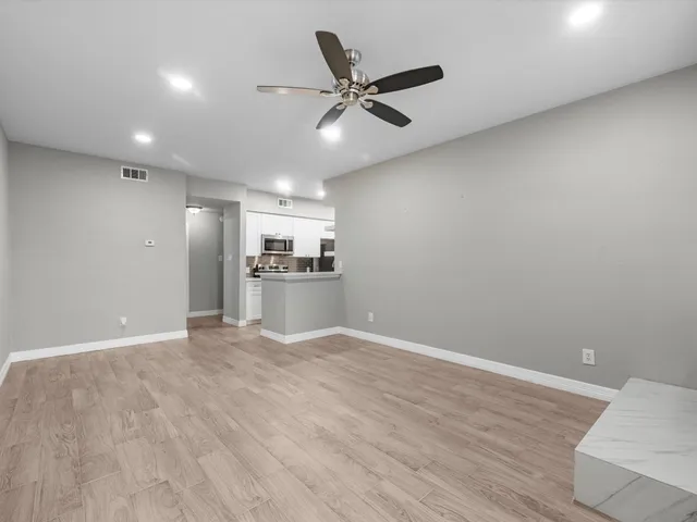 $115,000 | 4001 East NASA Parkway, Unit 217, Seabrook, TX 77586