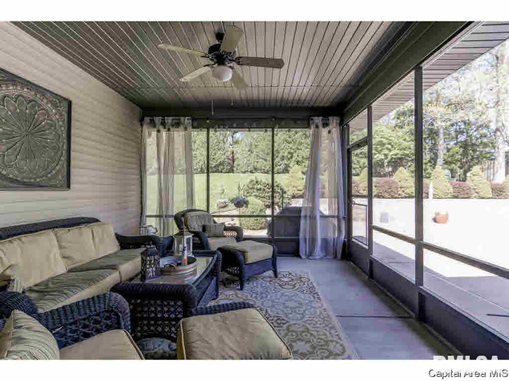 1340 Churchill Road Springfield, IL 62702 - Photo 22 of 33