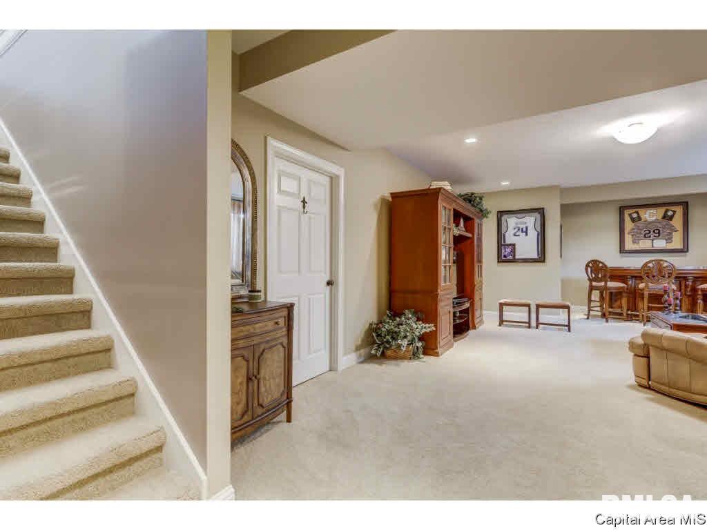 1340 Churchill Road Springfield, IL 62702 - Photo 23 of 33