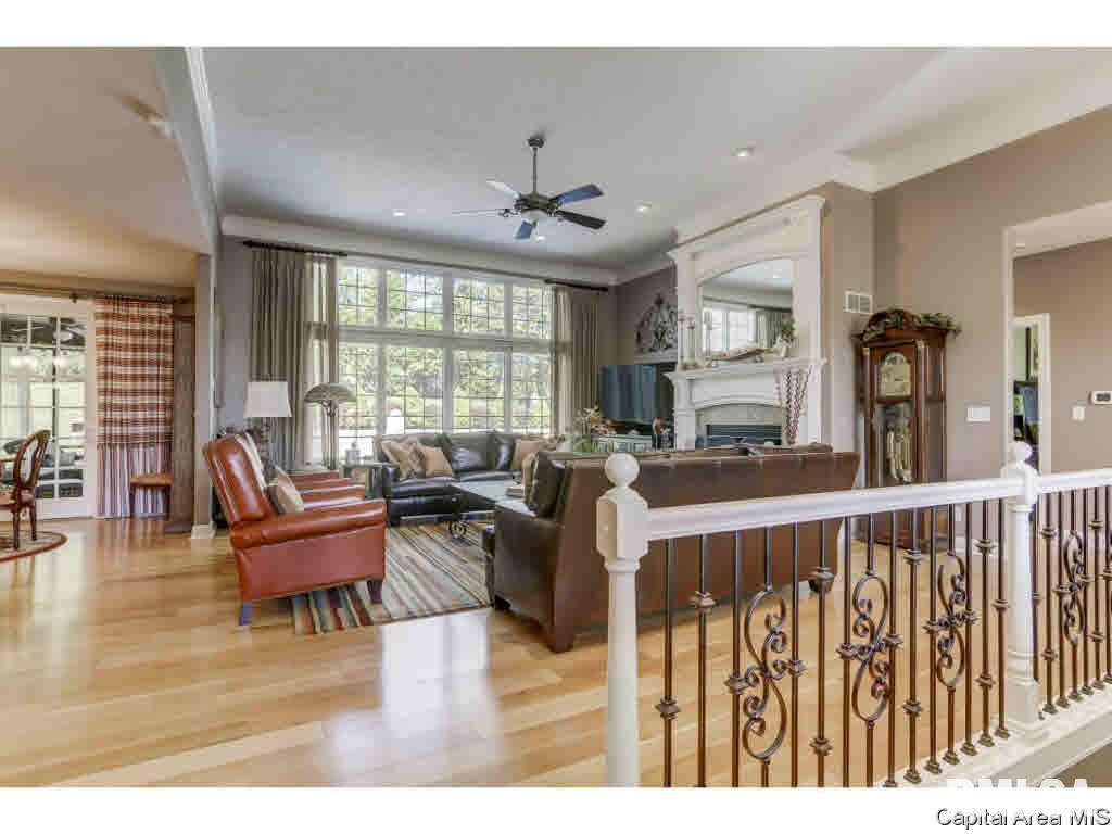 1340 Churchill Road Springfield, IL 62702 - Photo 6 of 33
