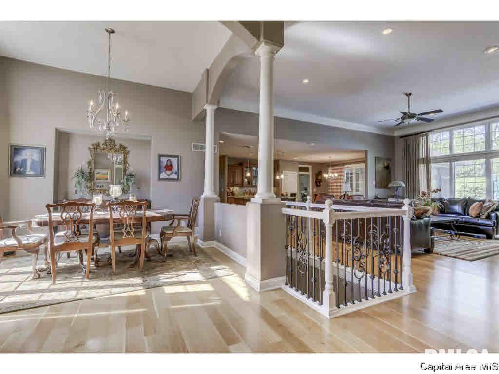 1340 Churchill Road Springfield, IL 62702 - Photo 7 of 33
