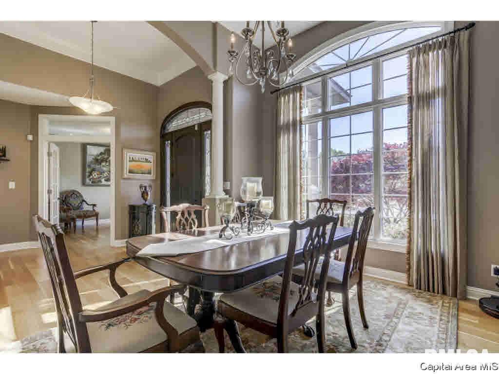 1340 Churchill Road Springfield, IL 62702 - Photo 8 of 33