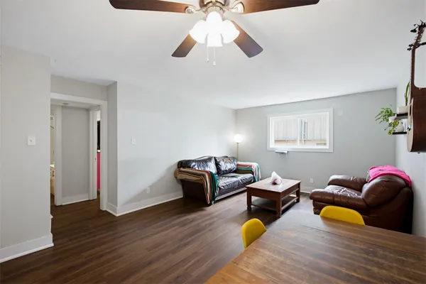 $1,550 | 3815 Guadalupe Street, Unit 208, Austin, TX 78751