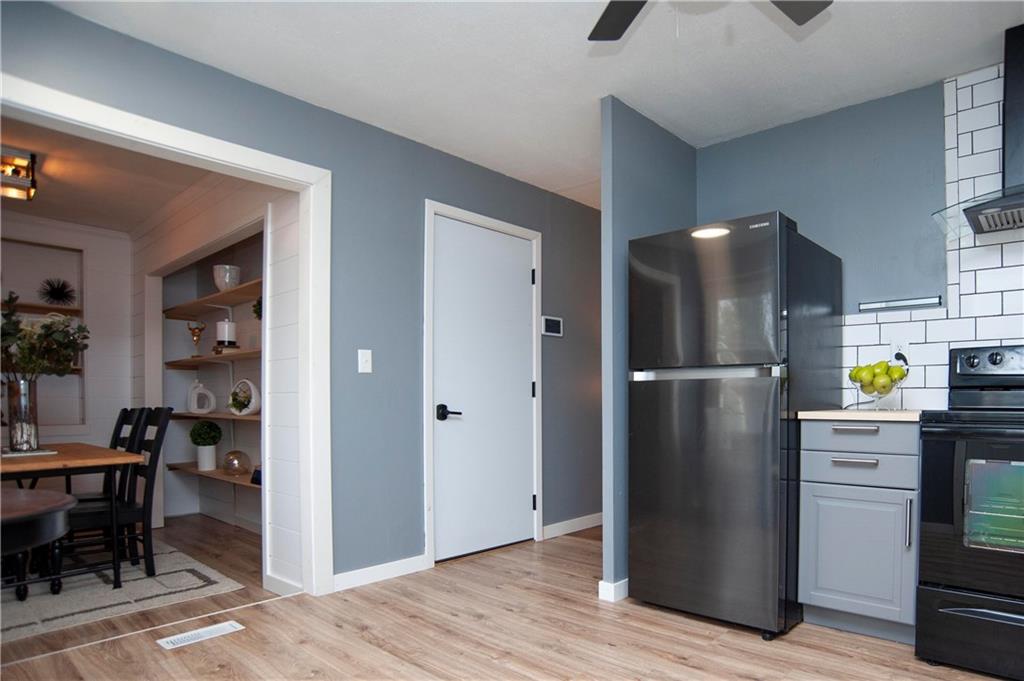 2631 Ebbie Road Indianapolis, IN 46219 - Photo 14 of 32 Gallery Image 14