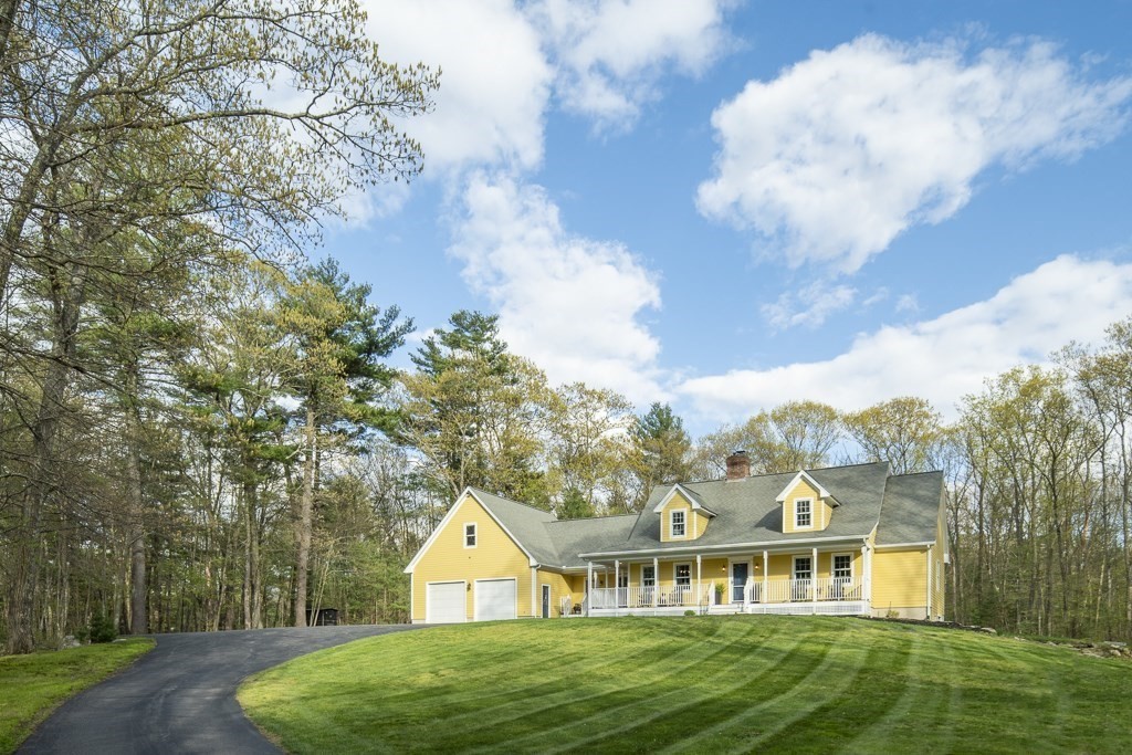 118 Martin Road Douglas, MA 01516 - Photo 1 of 42 Gallery Image 1