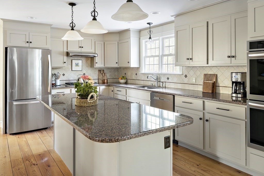 118 Martin Road Douglas, MA 01516 - Photo 11 of 42 Gallery Image 11