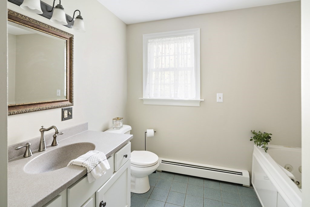 118 Martin Road Douglas, MA 01516 - Photo 21 of 42 Gallery Image 21
