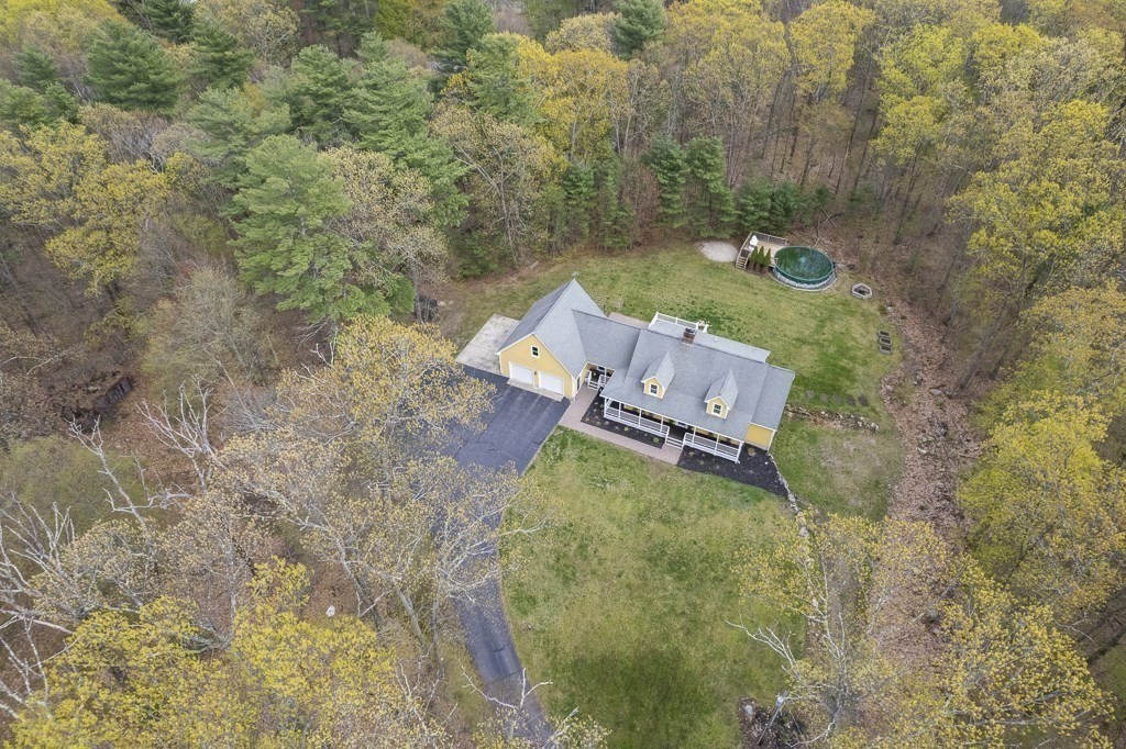 118 Martin Road Douglas, MA 01516 - Photo 3 of 42 Gallery Image 3