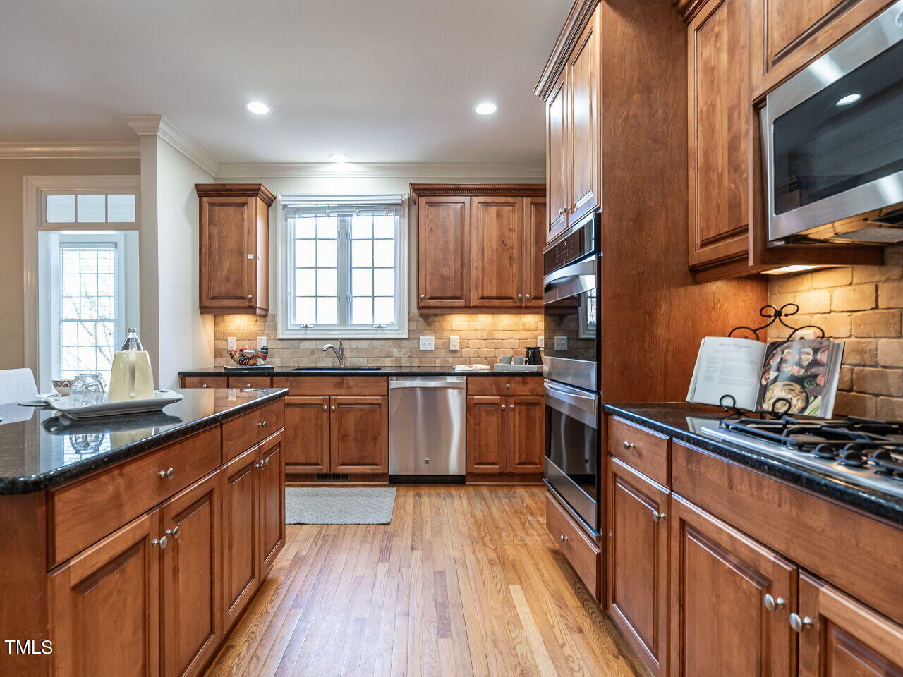 6125 Wilkinsburg Road Raleigh, NC 27612 - Photo 20 of 40 021-1280x960-kitchen