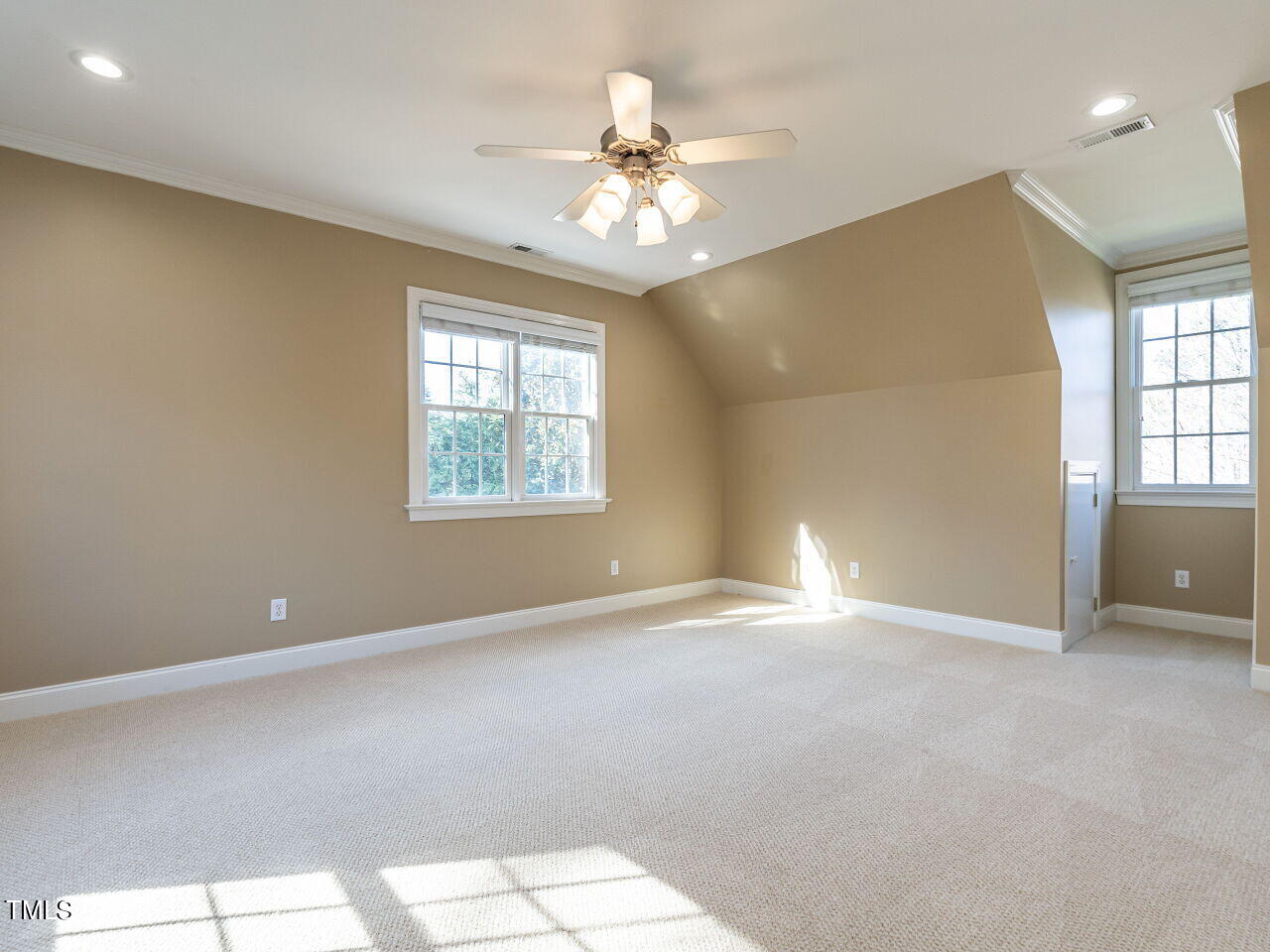 6125 Wilkinsburg Road Raleigh, NC 27612 - Photo 33 of 40 034-1280x960-bonus-room
