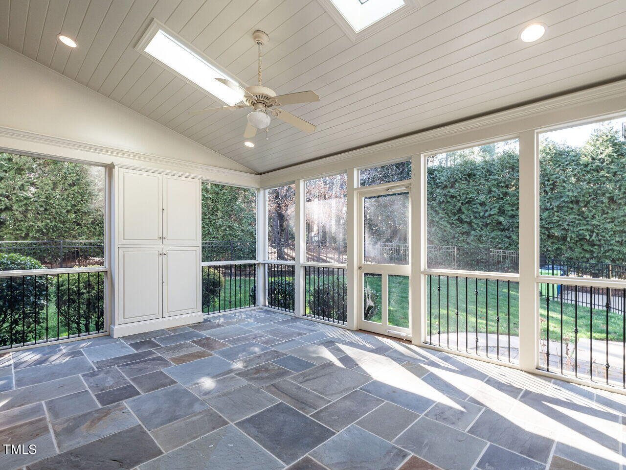 6125 Wilkinsburg Road Raleigh, NC 27612 - Photo 36 of 40 038-1280x960-screen-porch