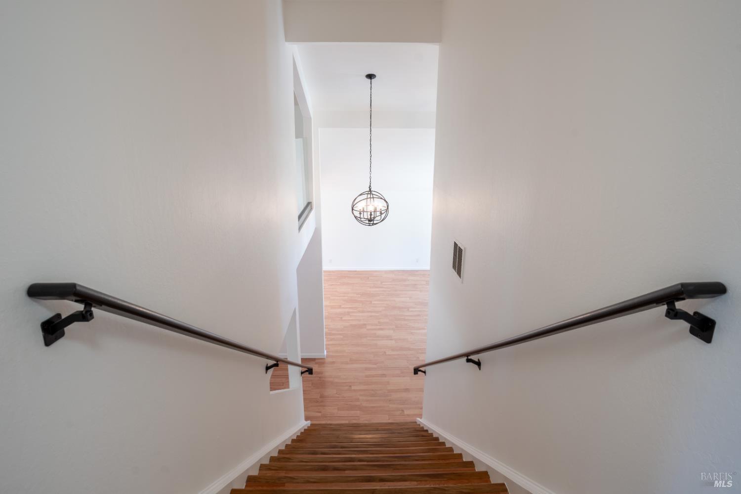 457 Violet Road Hercules, CA 94547 - Photo 25 of 30 Gallery Image 25