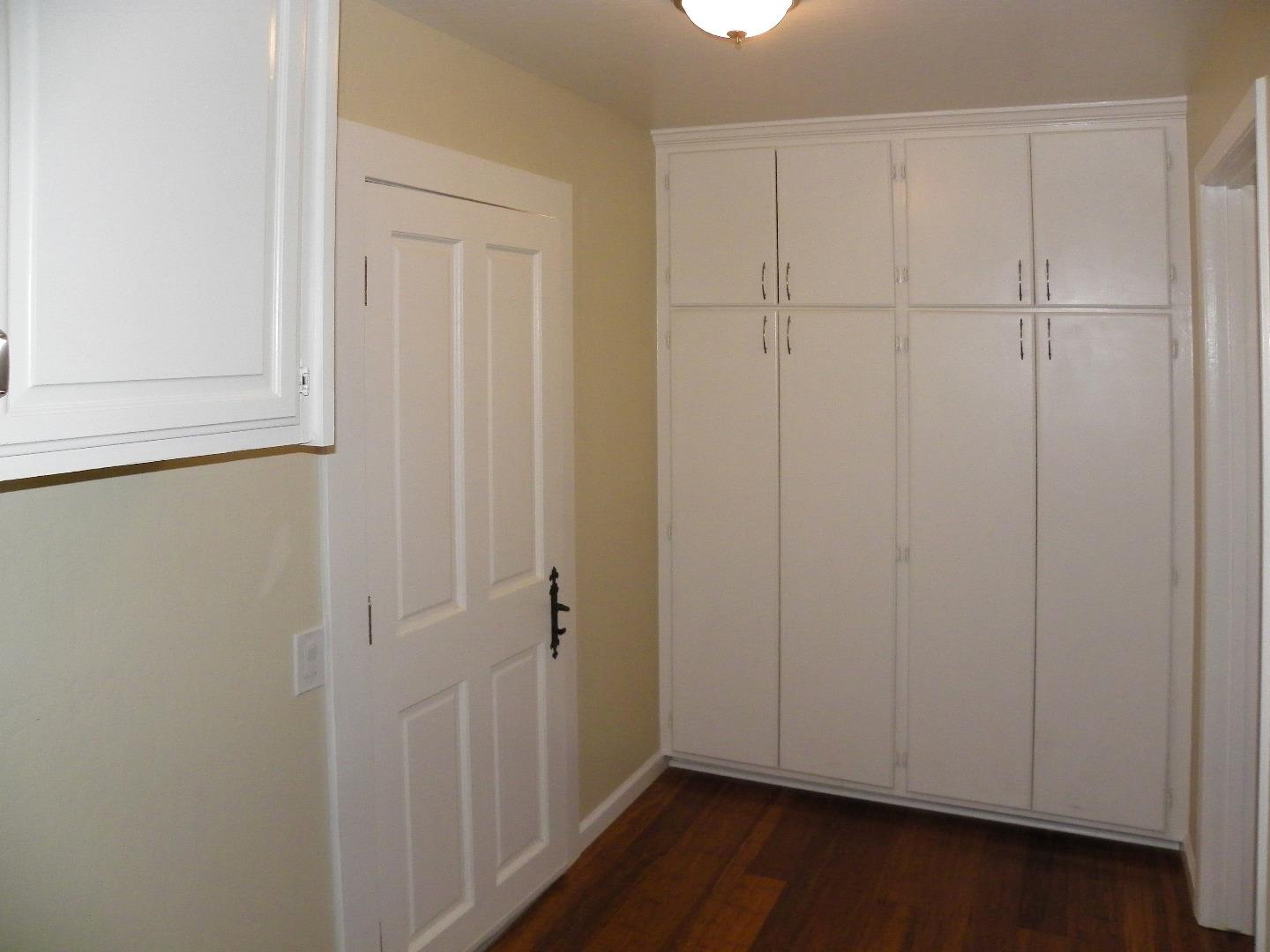 254 Hames Road Corralitos, CA 95076 - Photo 12 of 19 a view of a livingroom with wooden floor