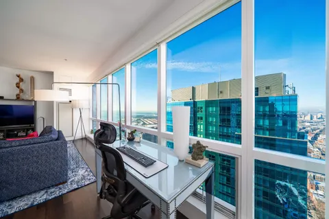 $1,899,000 | 77 Hudson Street, Unit PH 4901, Jersey City, NJ 07302