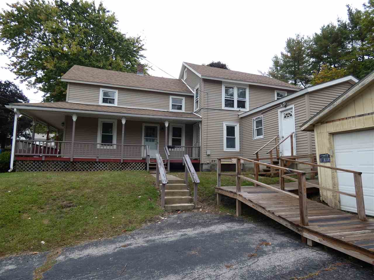 12 Watkins Avenue Rutland, VT 05701 - Photo 3 of 13