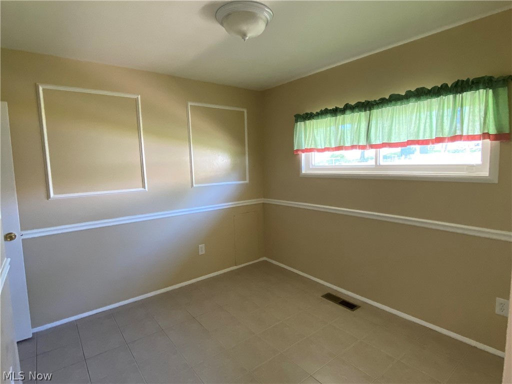 4138 Burkey Road Austintown, OH 44515 - Photo 10 of 18