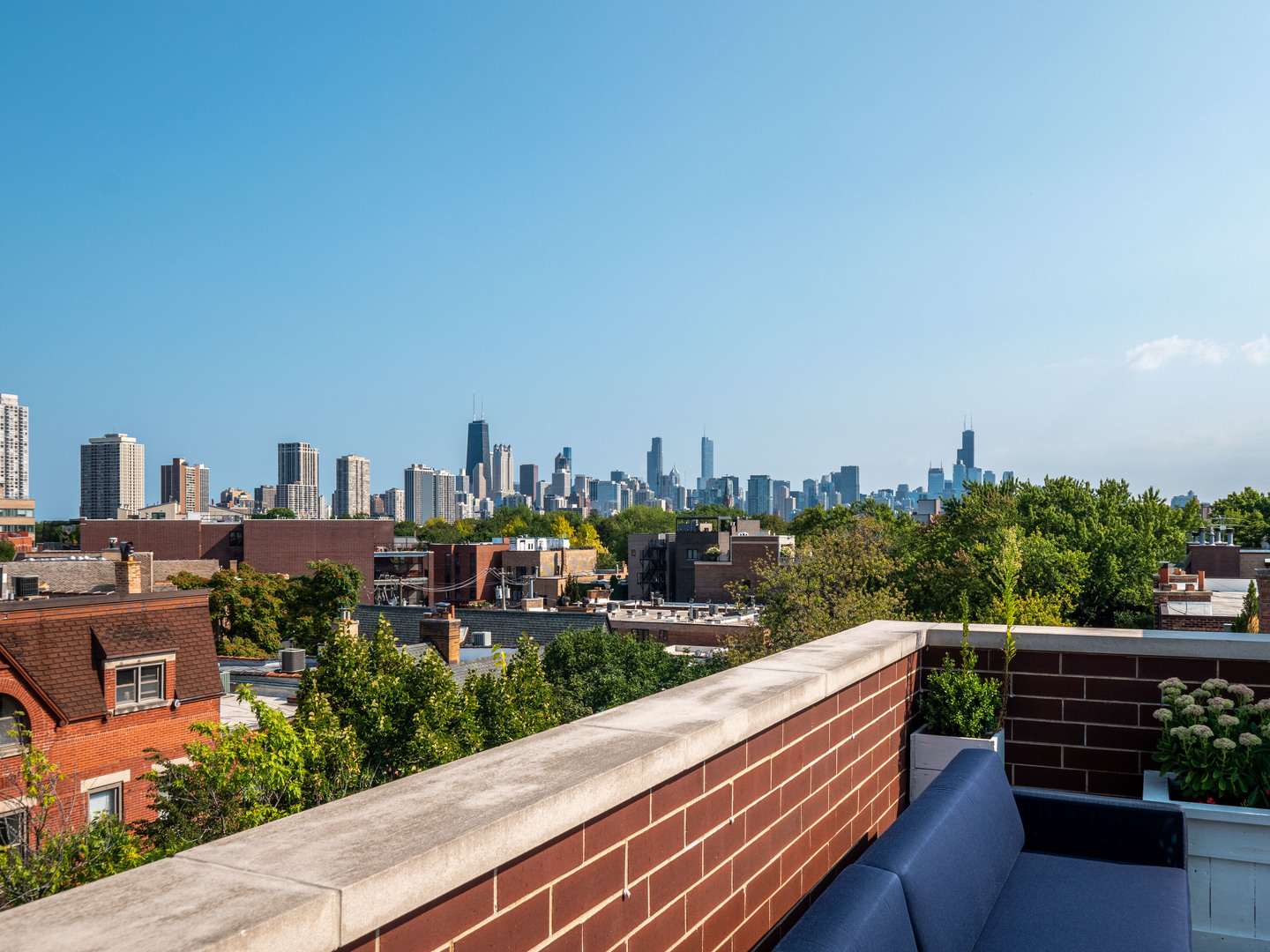 2252 North Orchard Street, Unit 3S Chicago, IL 60614 - Photo 30 of 31 a view of city from balcony