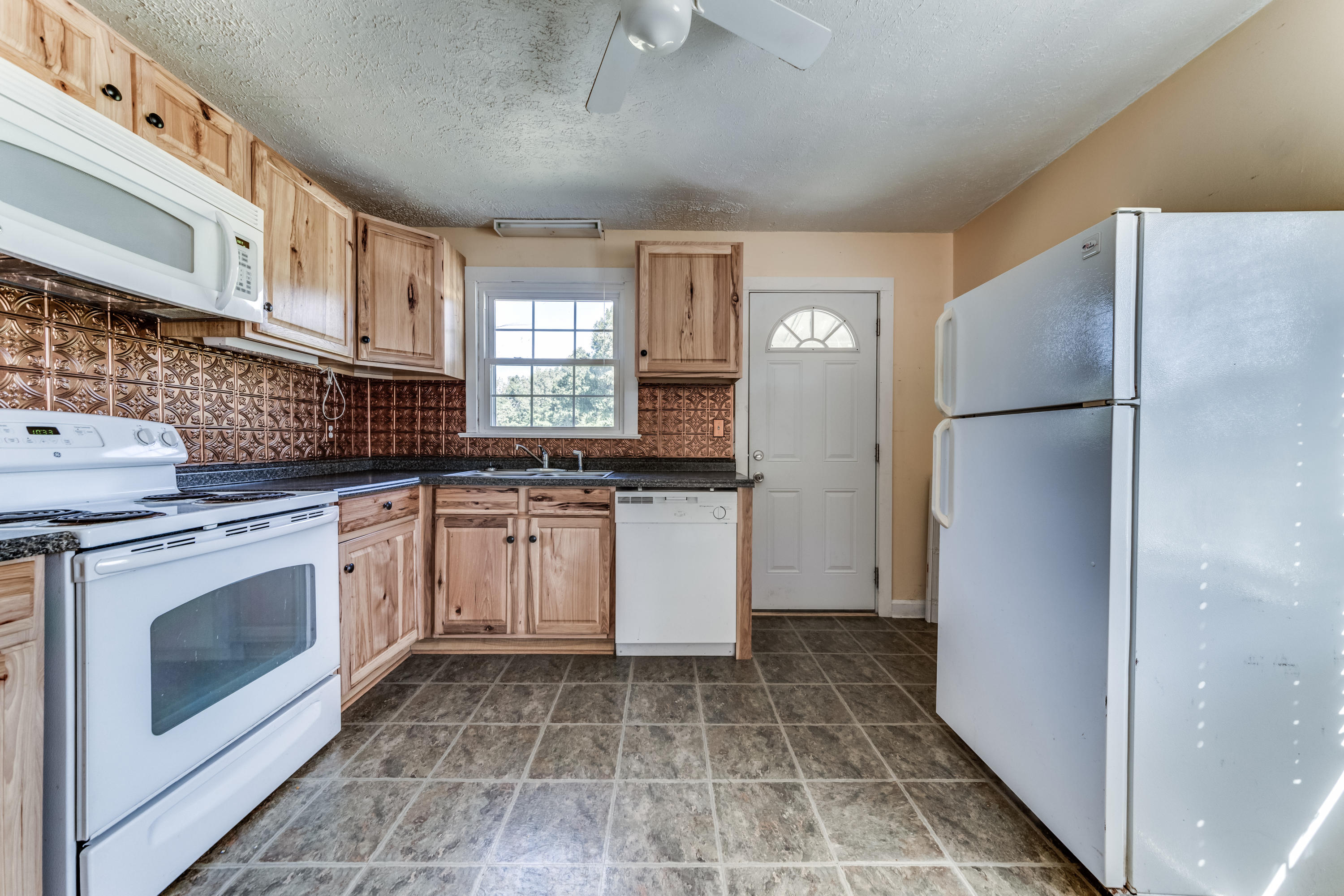 3043 Morganton Road Maryville, TN 37801 - Photo 14 of 29 Nice appliances