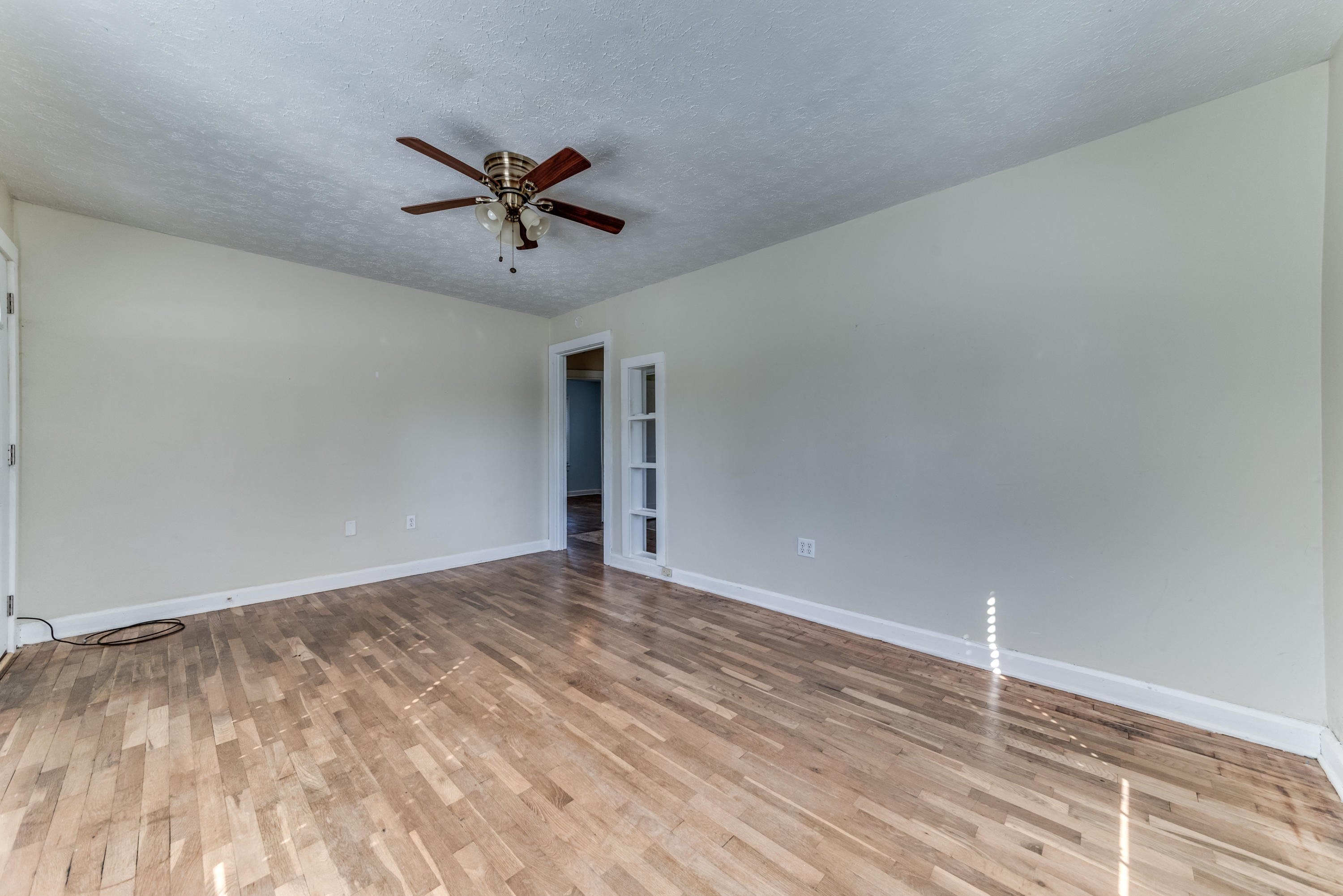 3043 Morganton Road Maryville, TN 37801 - Photo 8 of 29 Living room