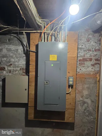 $209,900 | 464 West Oley Street, Reading, PA 19601