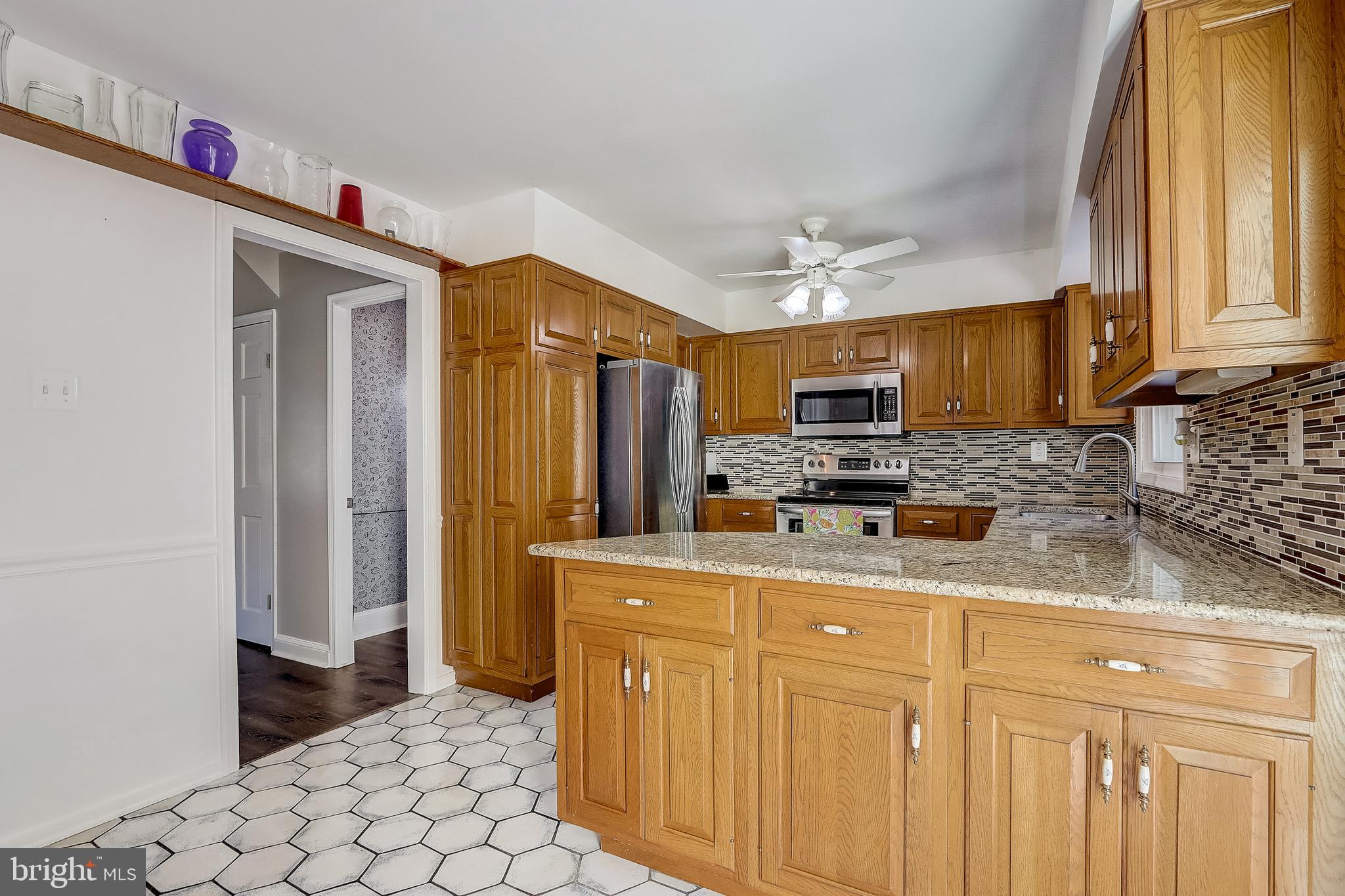 8817 Gramercy Lane Laurel, MD 20708 - Photo 13 of 37 Gallery Image 13