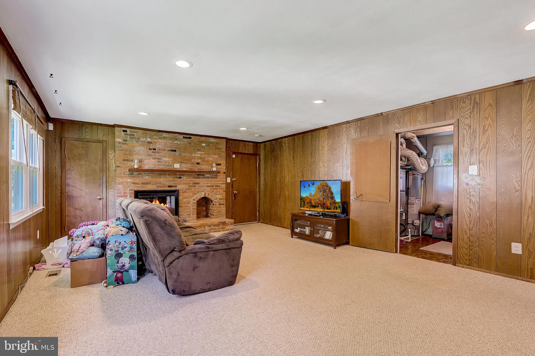8817 Gramercy Lane Laurel, MD 20708 - Photo 17 of 37 Gallery Image 17