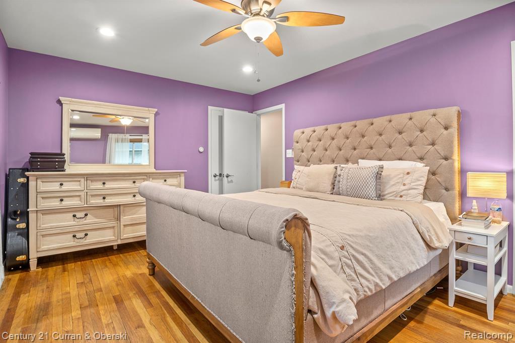 35765 Springvale Street Farmington Hills, MI 48331 - Photo 25 of 53